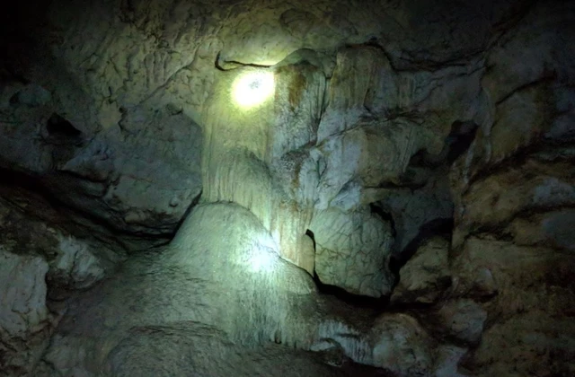 Cuevas del Pomier